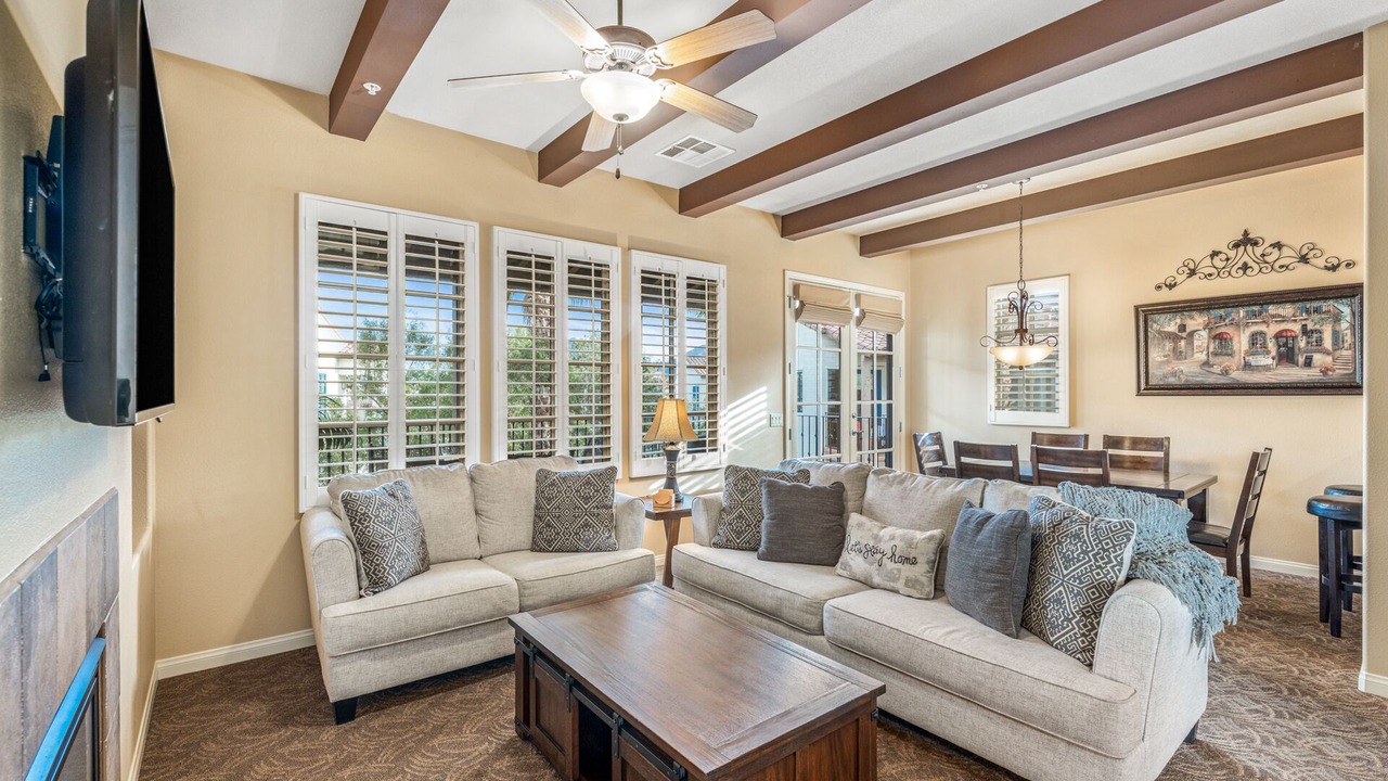 Photo of Livingroom in La Quinta