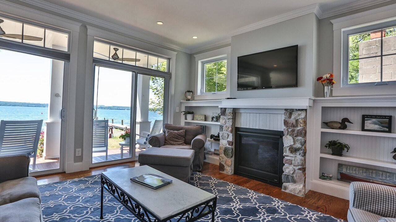 Photo of Livingroom in Town of Varick