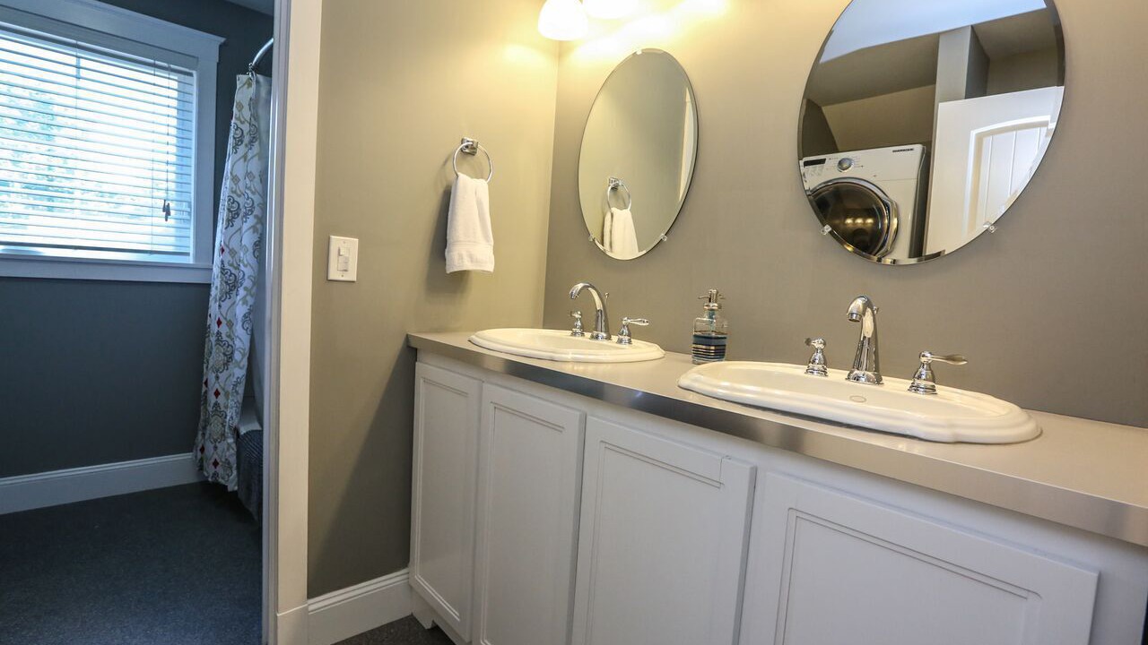 Photo of Bathroom in Town of Varick