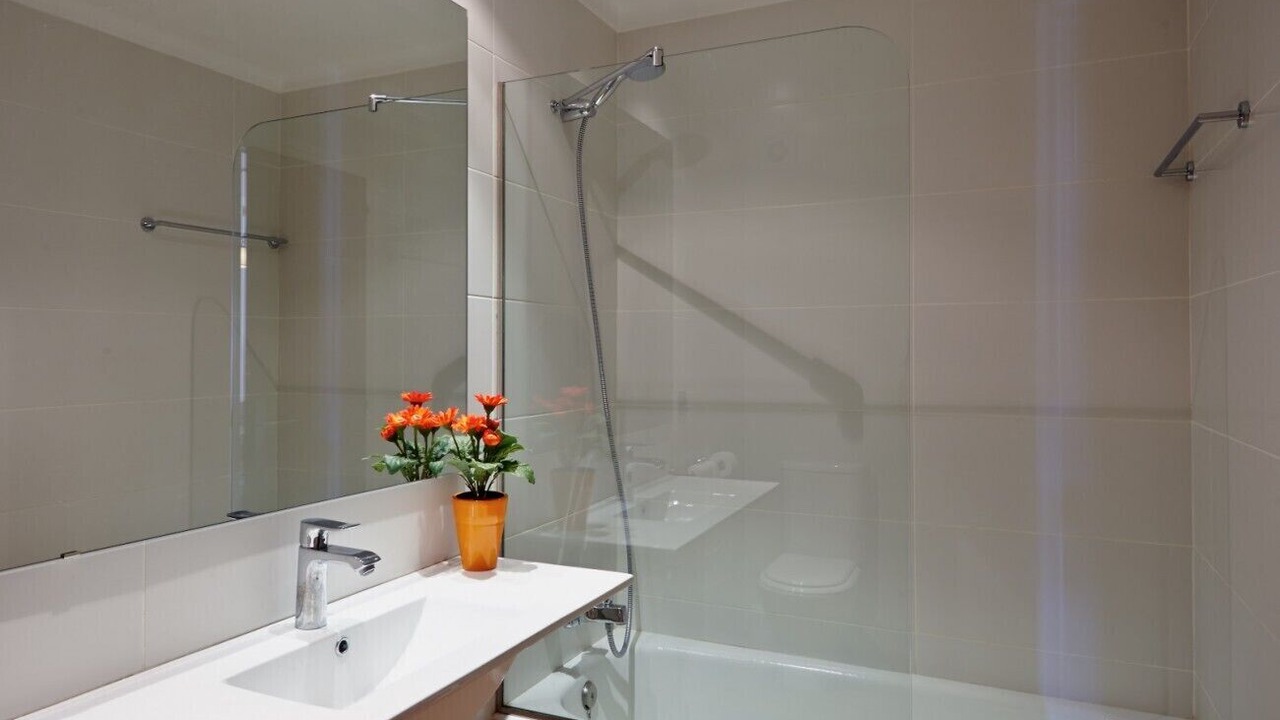 Photo of Bathroom in Pals