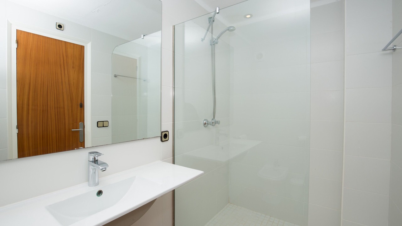 Photo of Bathroom in Pals