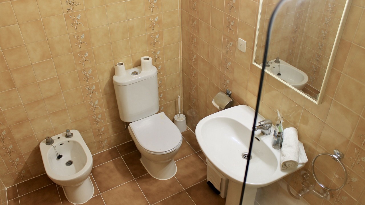 Photo of Bathroom in Pals