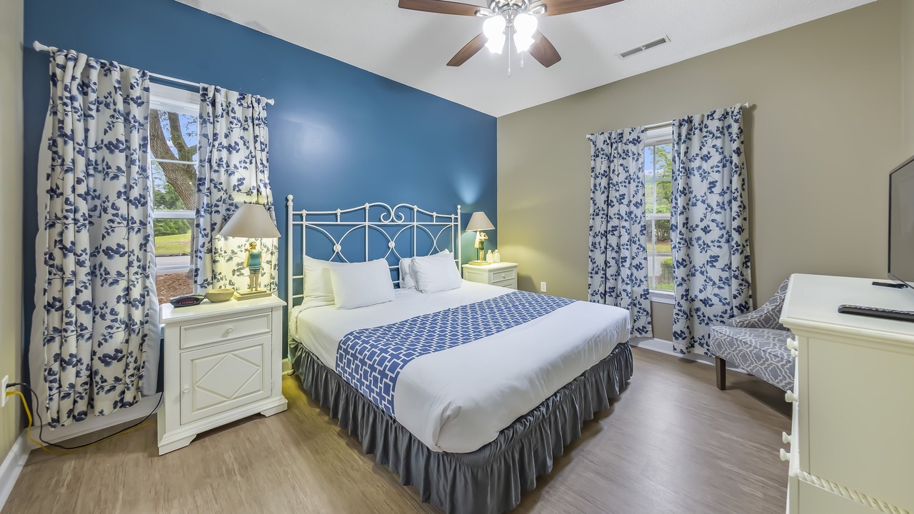 Photo of Bedroom in Fairfield Harbour