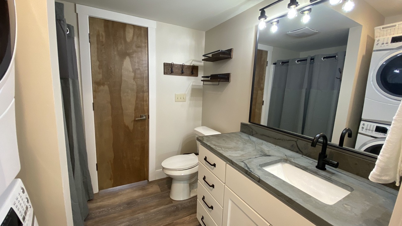 Photo of Bathroom in Gulf Shores