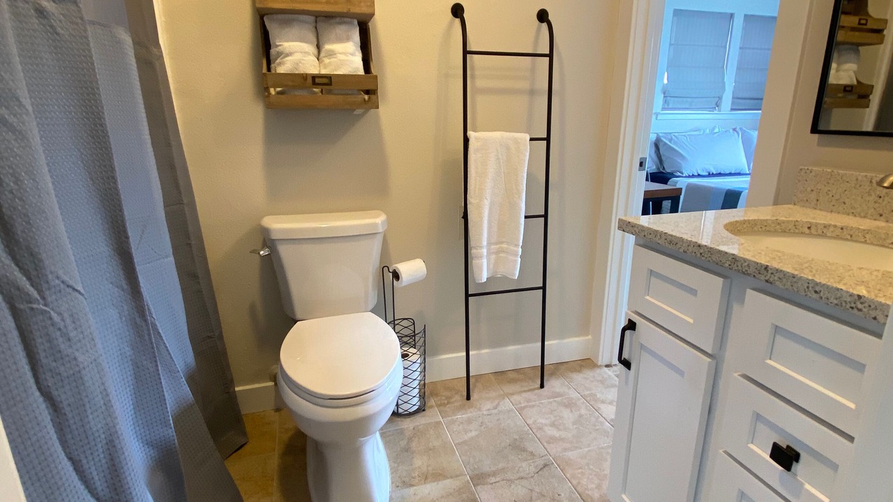 Photo of Bathroom in Gulf Shores