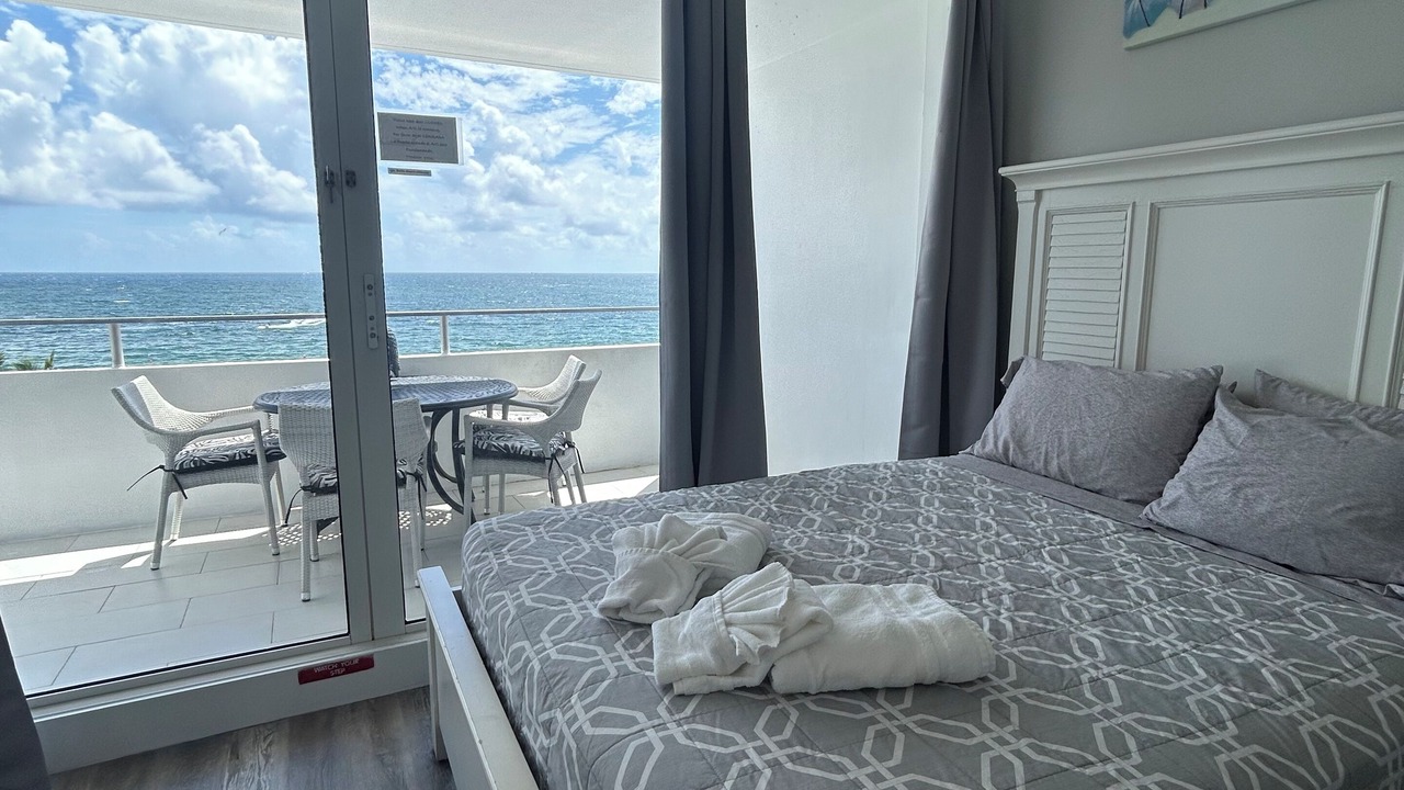 Photo of Bedroom in Galt Mile