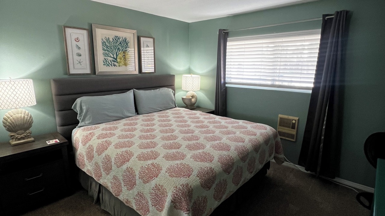 Photo of Bedroom in North Pacific Beach