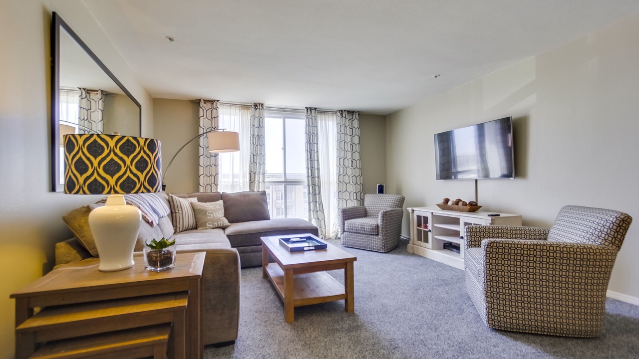 Photo of Livingroom in North Pacific Beach