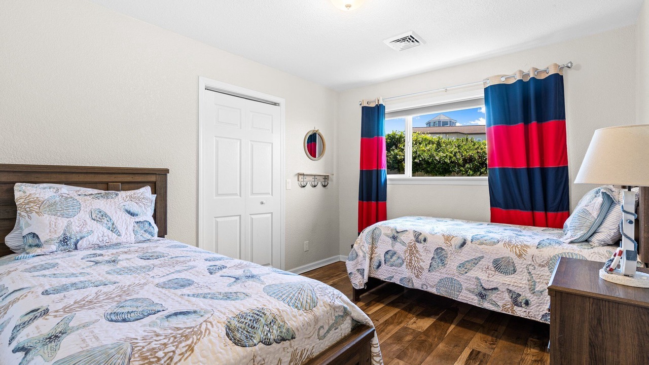 Photo of Bedroom in Crescent City North