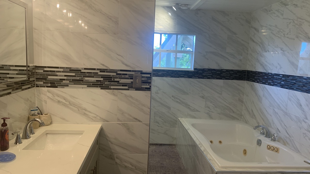 Photo of Bathroom in Green Turtle Estates