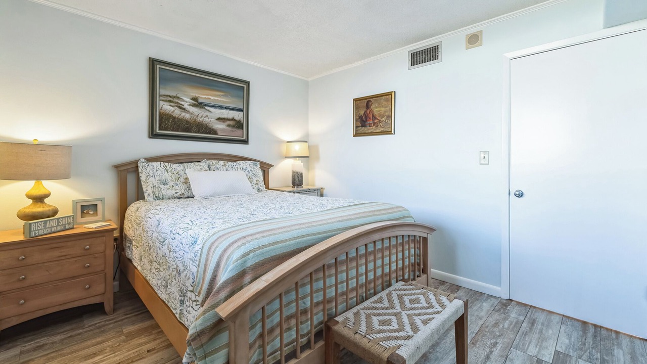 Photo of Bedroom in Pensacola Beach