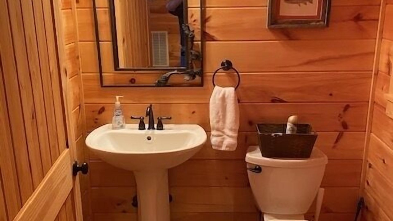 Photo of Bathroom in Boomer