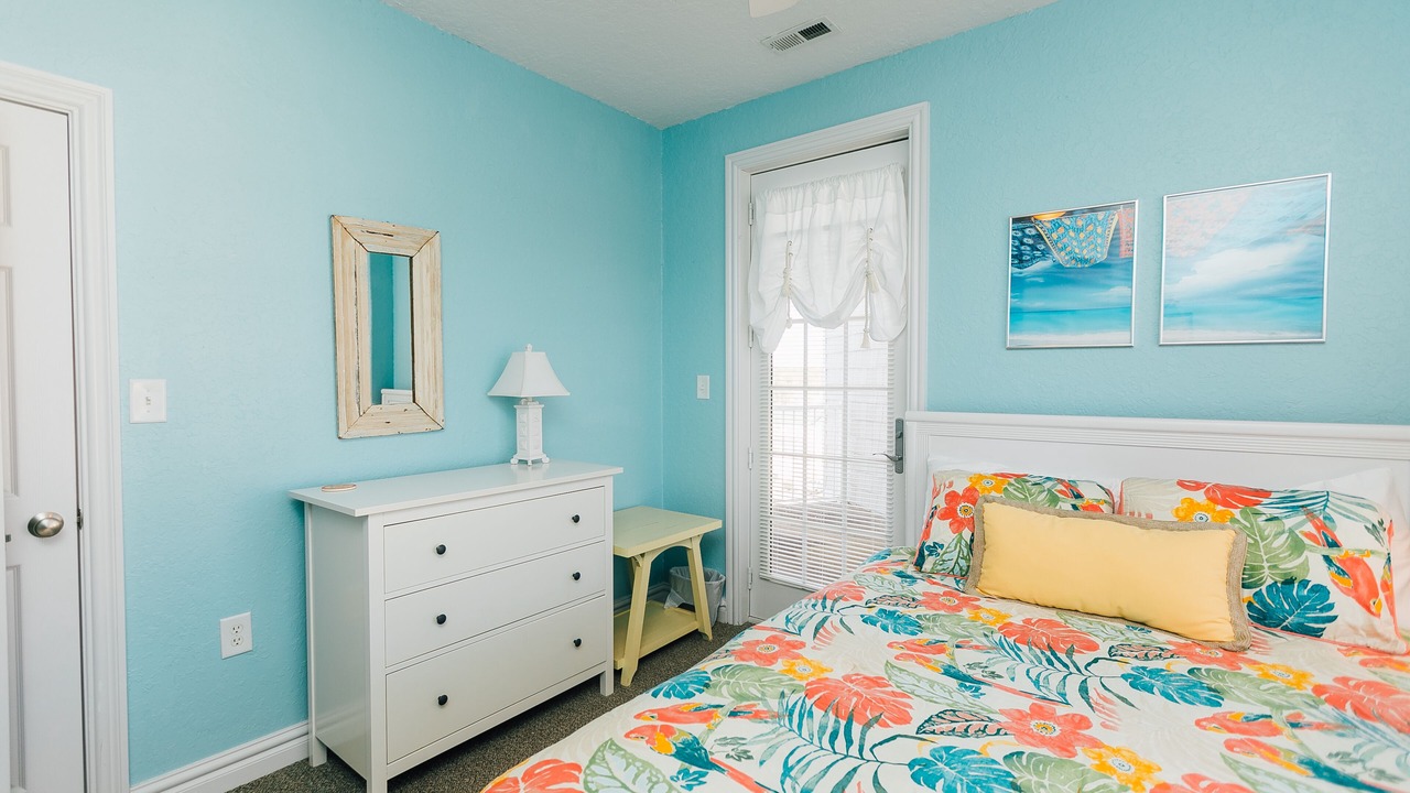 Photo of Bedroom in Sandbridge