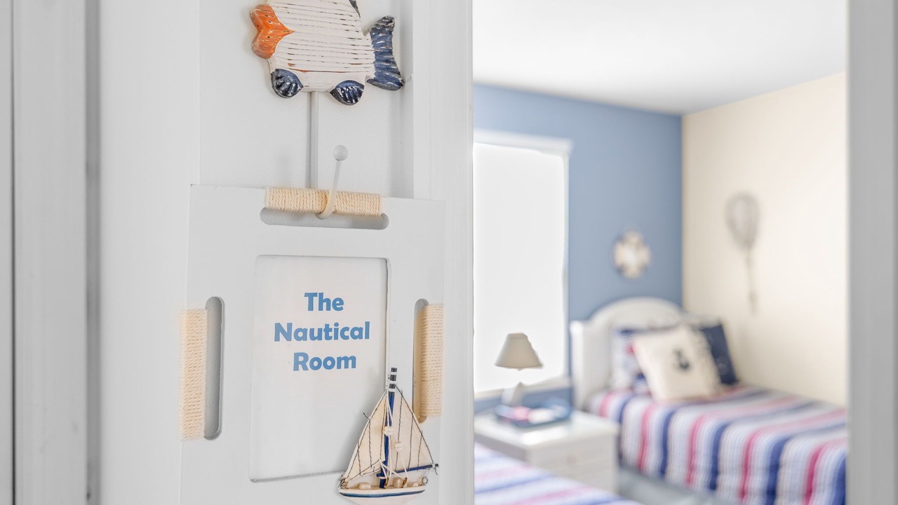 Photo of Bedroom in Surfcrest Village