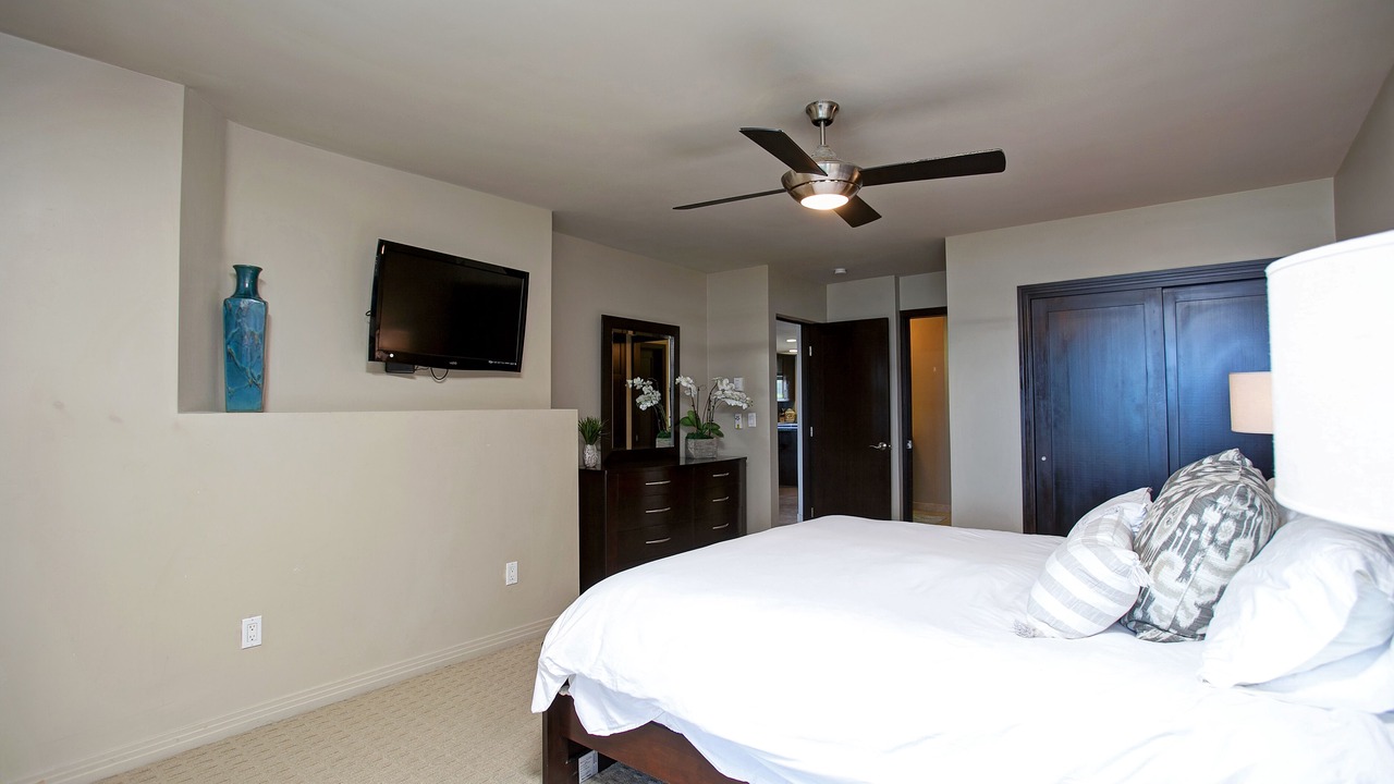 Photo of Bedroom in Solana Beach