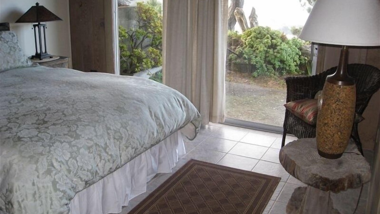 Photo of Bedroom in Little River