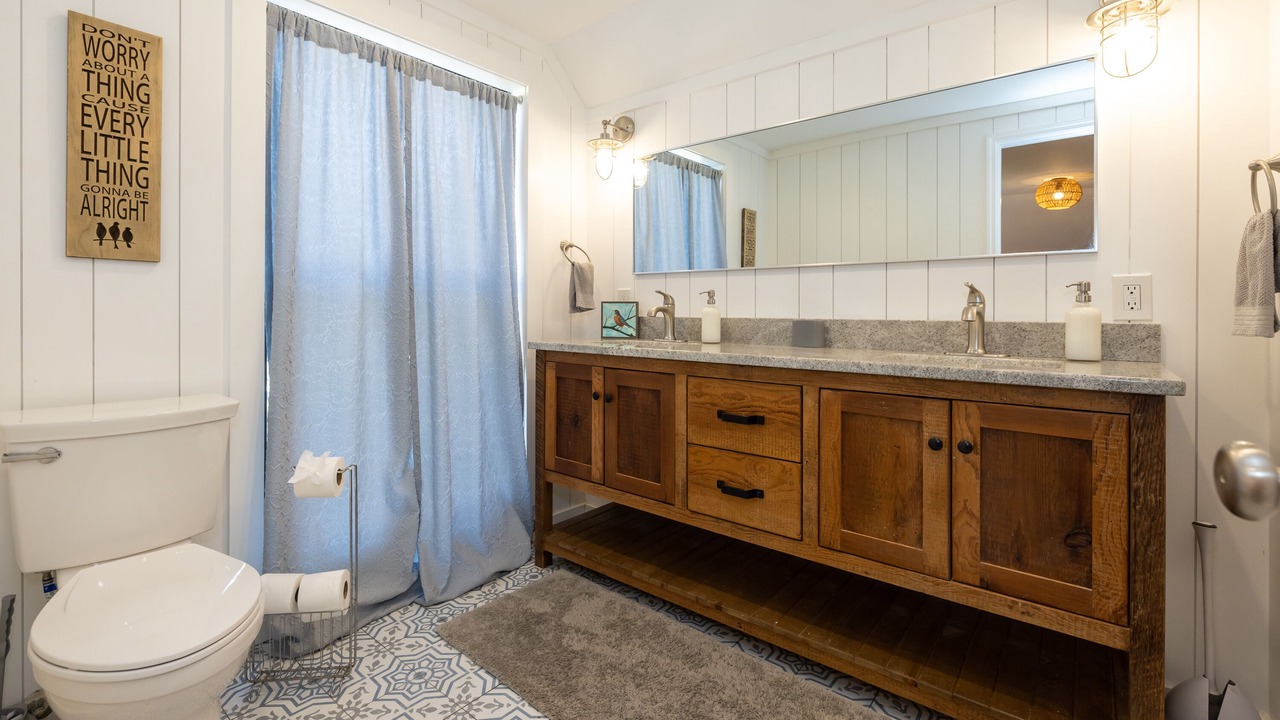 Photo of Bathroom in LaGrange