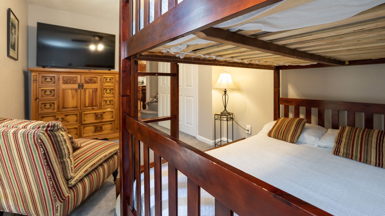 Photo of Bedroom in LaGrange
