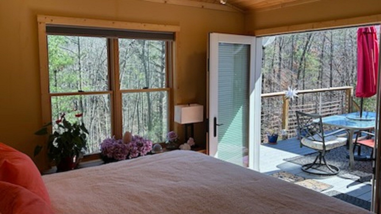 Photo of Bedroom in Asheville