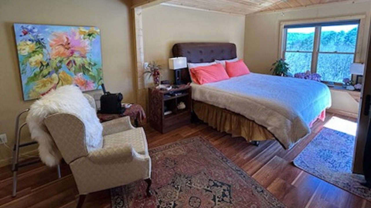 Photo of Bedroom in Asheville