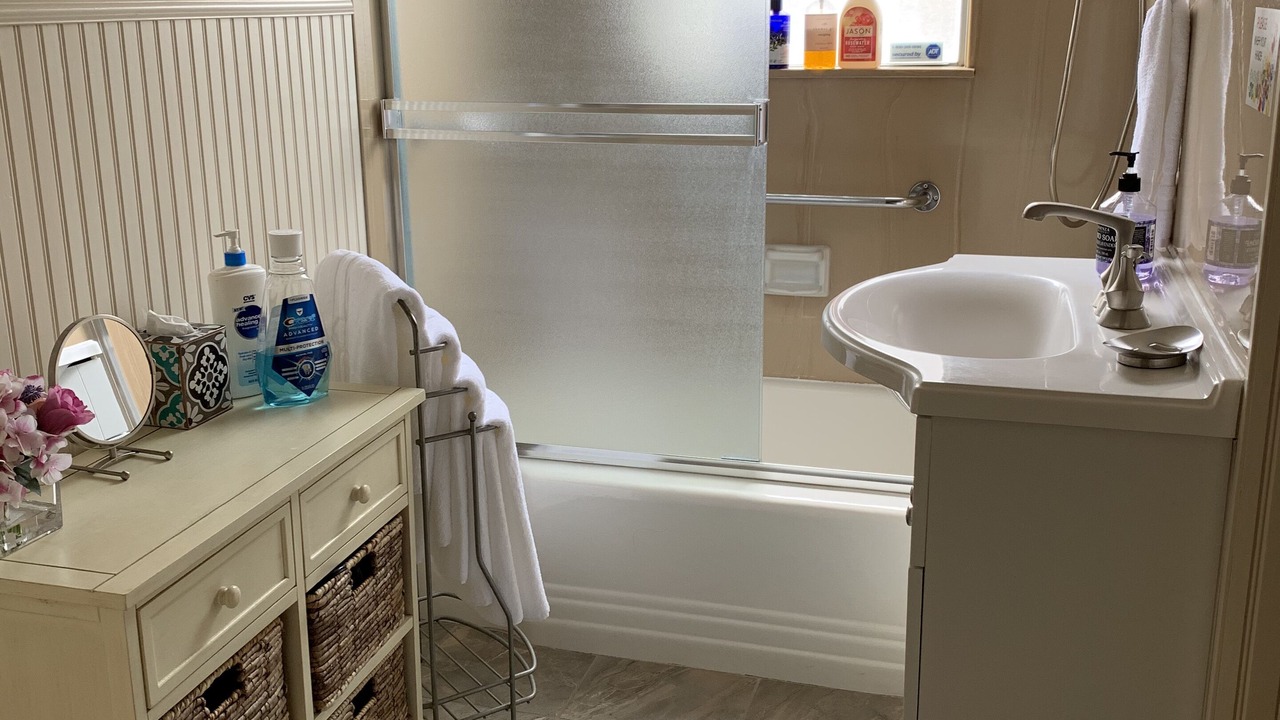 Photo of Bathroom in Seaside