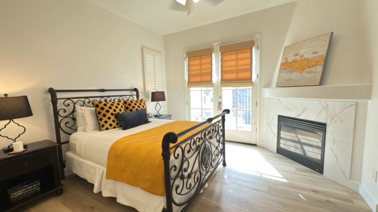Photo of Bedroom in La Quinta