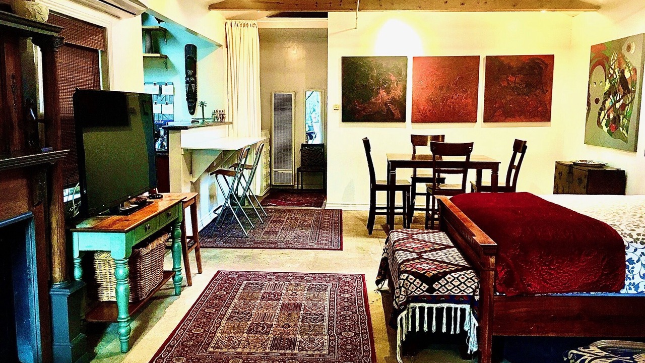 Photo of Bedroom in Hollywood