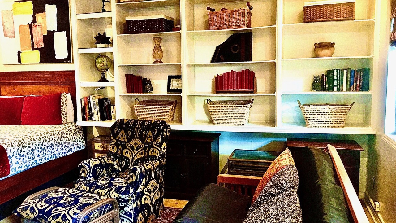 Photo of Bedroom in Hollywood