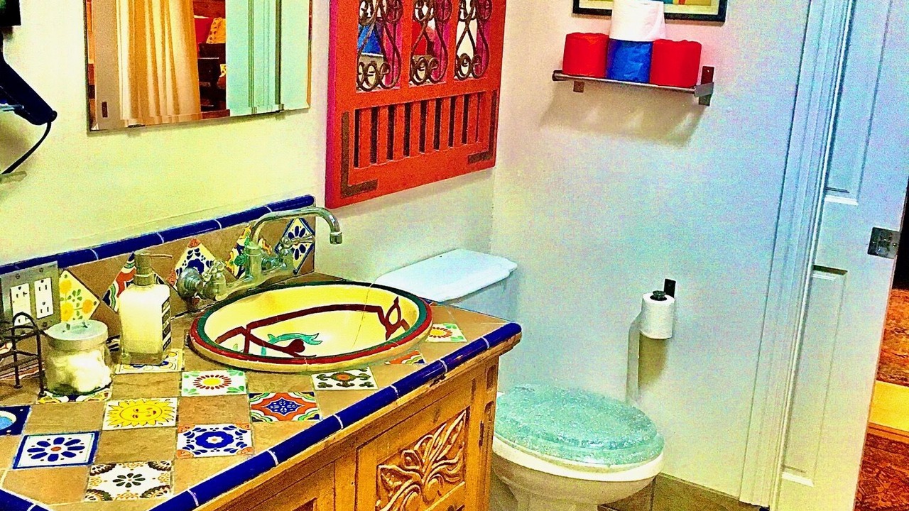 Photo of Bathroom in Hollywood