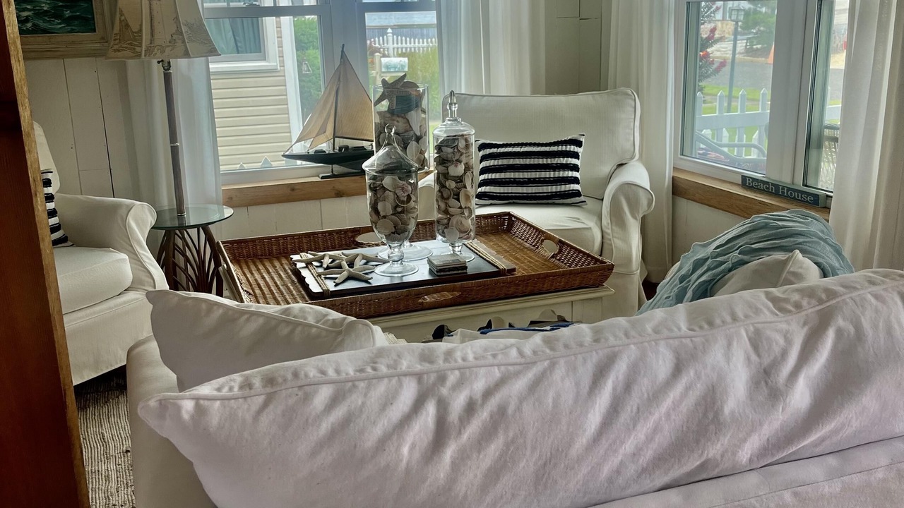 Photo of Livingroom in A-Zone