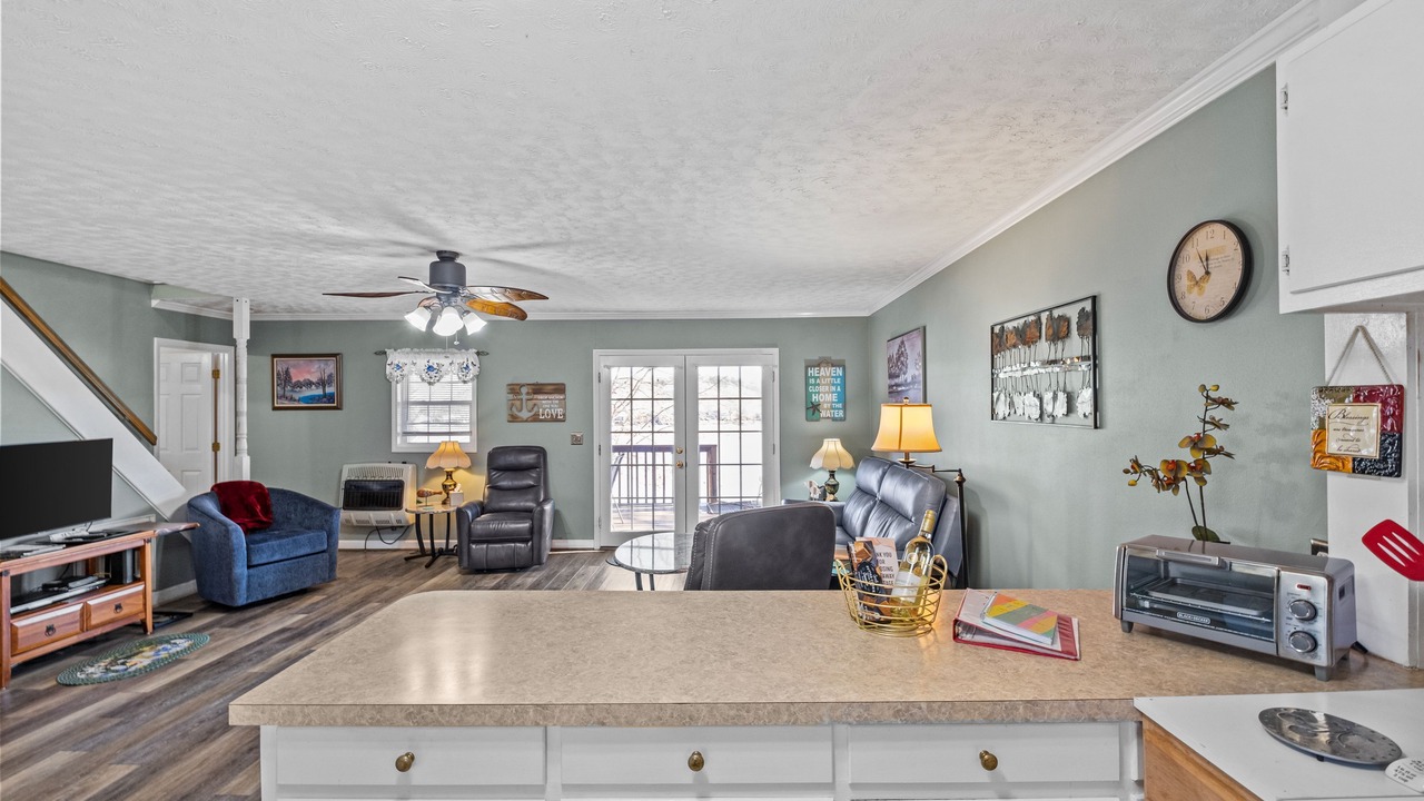 Photo of Bedroom in Southmont