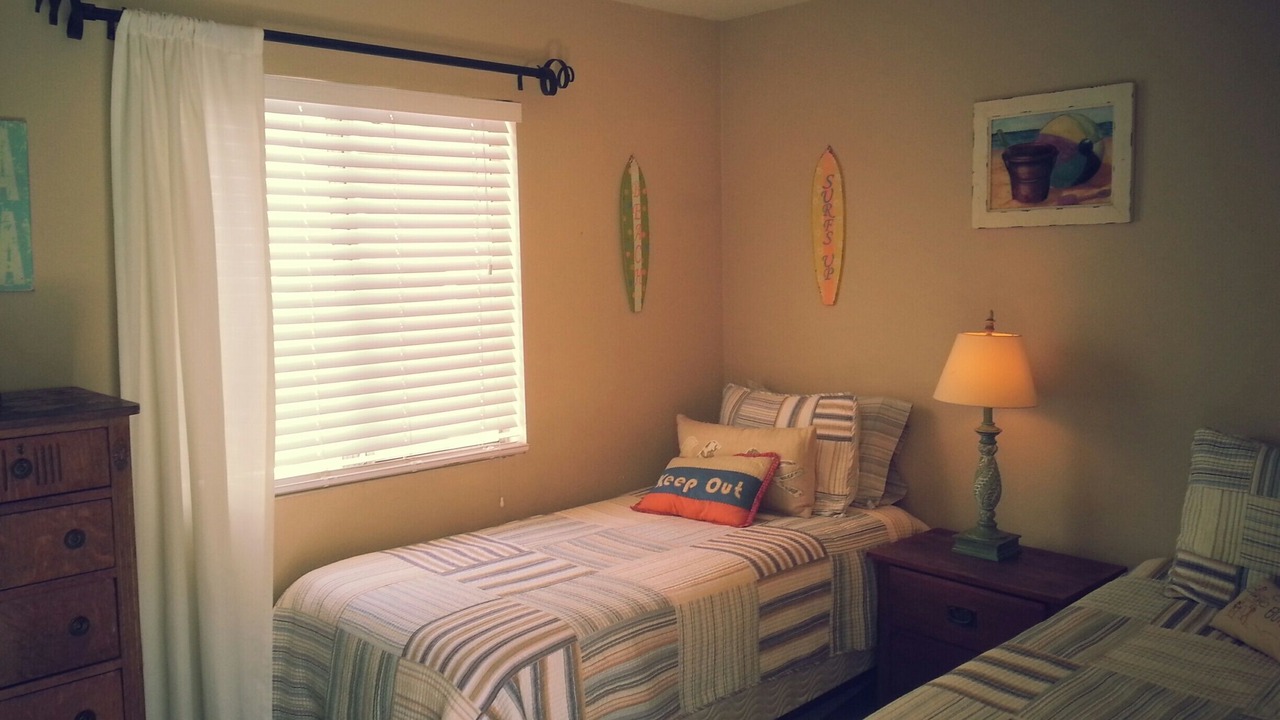 Photo of Bedroom in Balboa Peninsula