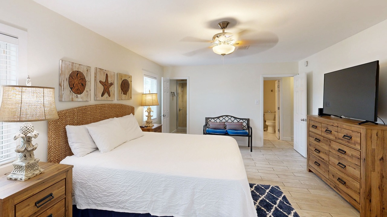 Photo of Bedroom in Cotton Bayou