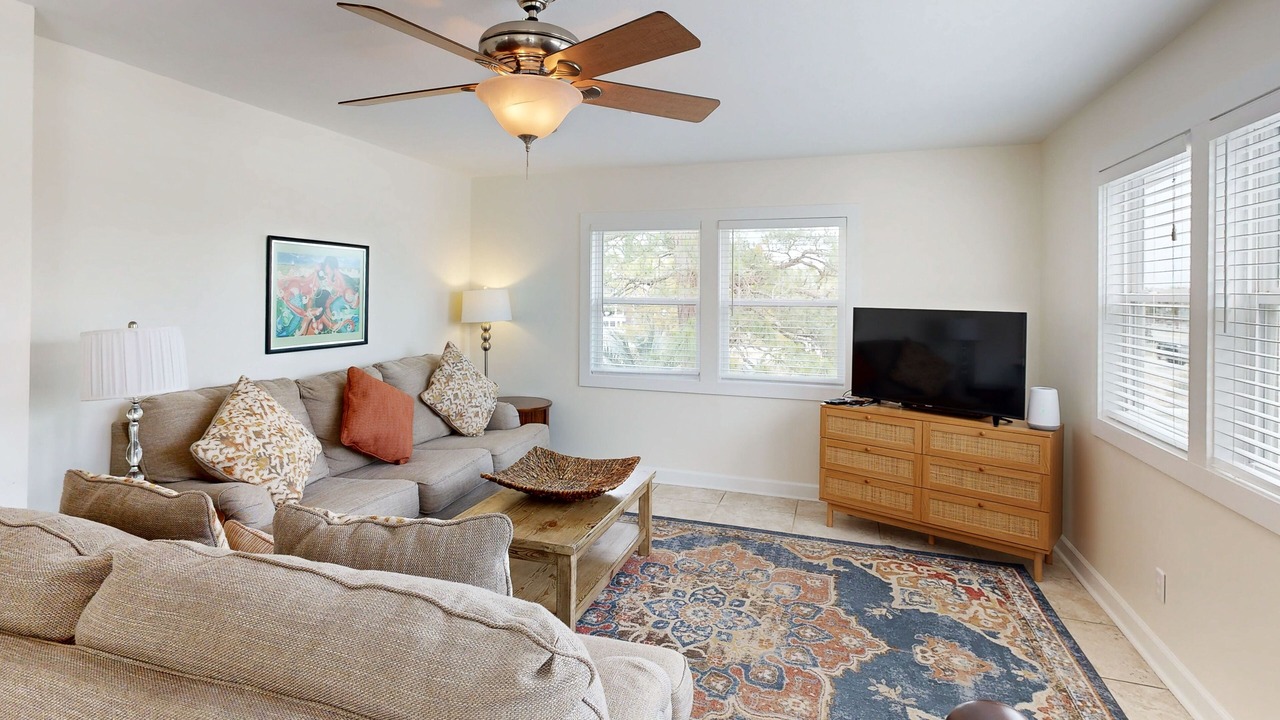 Photo of Livingroom in Cotton Bayou