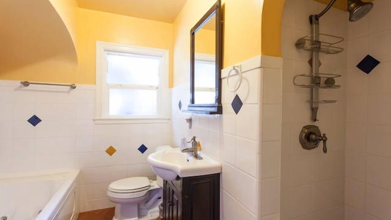 Photo of Bathroom in Willow Glen