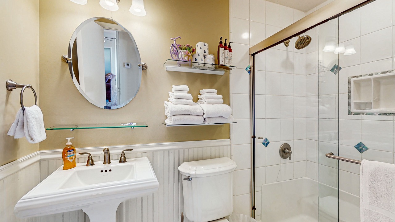 Photo of Bathroom in Fort Bragg