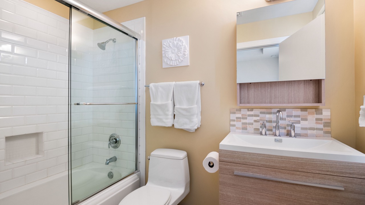 Photo of Bathroom in Central Beach