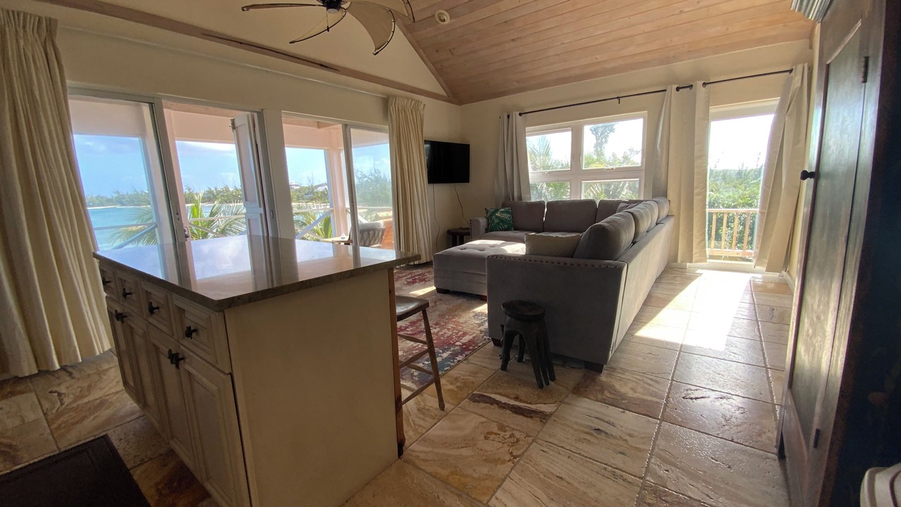 Photo of Livingroom in Green Turtle Cay