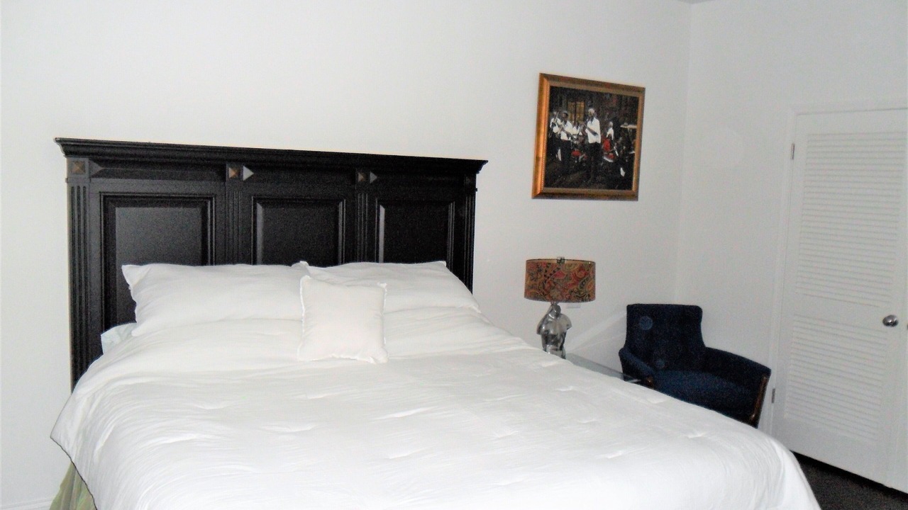 Photo of Bedroom in Central Business District