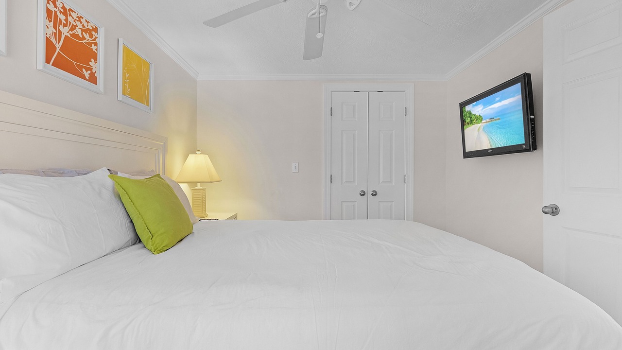 Photo of Bedroom in Naples Park