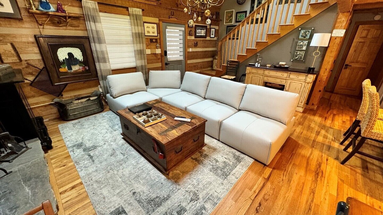 Photo of Bedroom in Seven Devils