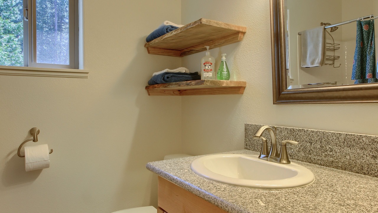 Photo of Bathroom in Yosemite West