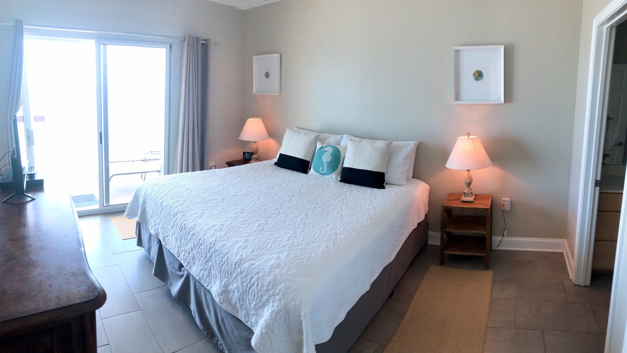 Photo of Bedroom in Gulf Shores