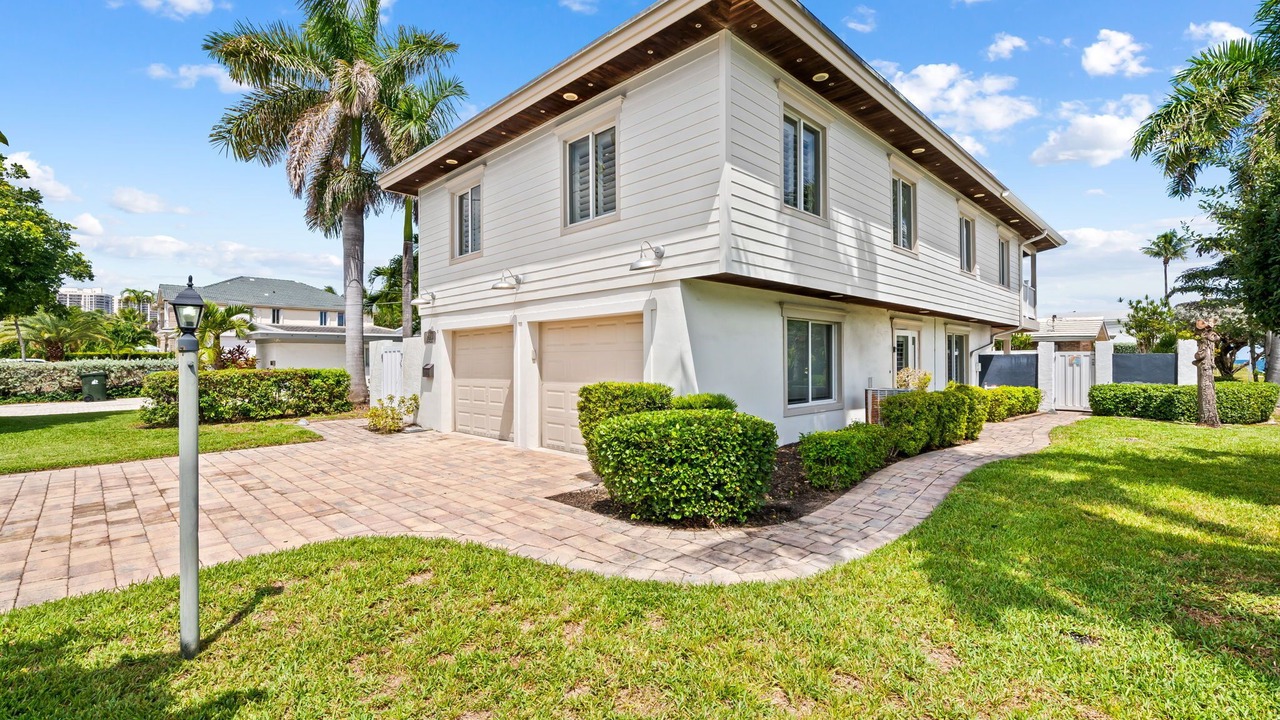 Photo of Outdoor in Lauderdale Beach