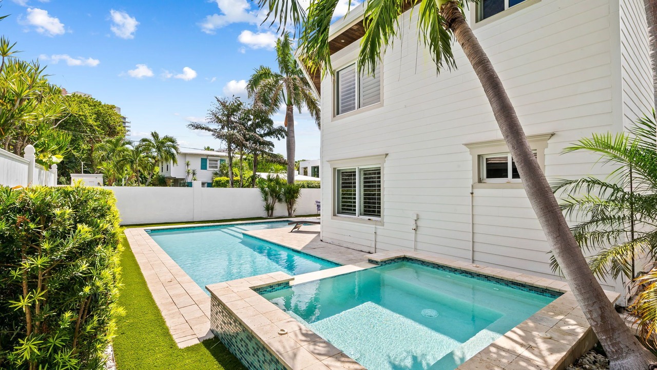 Photo of Outdoor in Lauderdale Beach