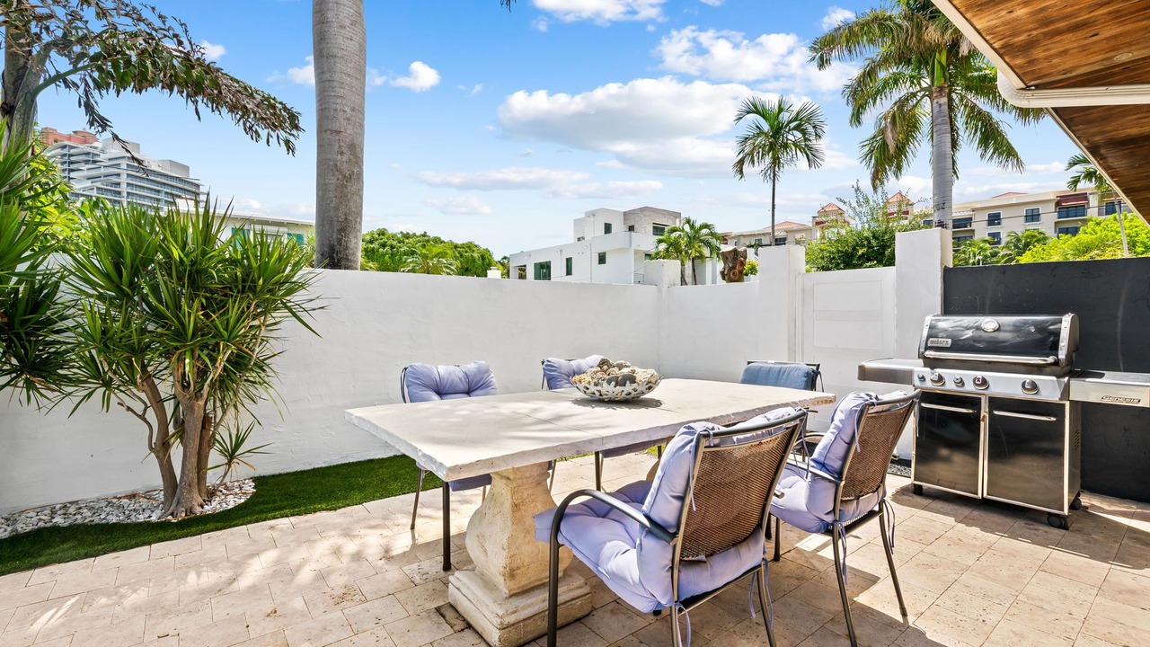 Photo of Outdoor in Lauderdale Beach
