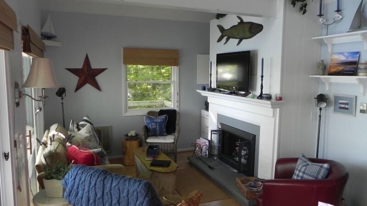 Photo of Livingroom in Skaneateles
