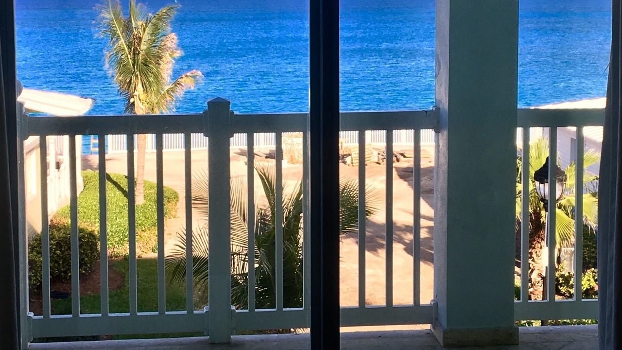 Photo of Patio Balcony in Alice Town
