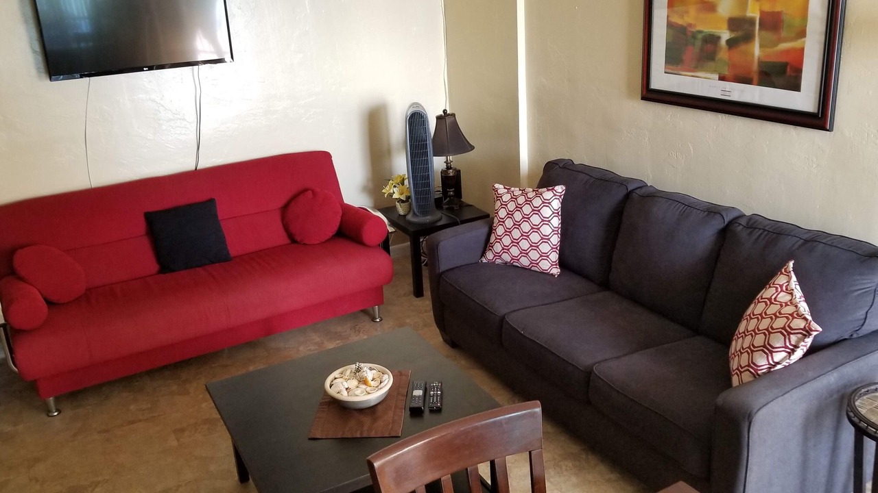 Photo of Livingroom in Hollywood