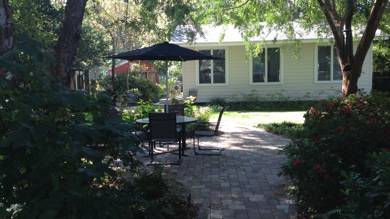 Photo of Outdoor in East Hill